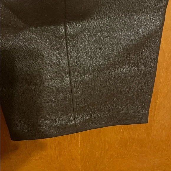 Dialogue Women's Brown Leather Pants - Picture 4 of 4